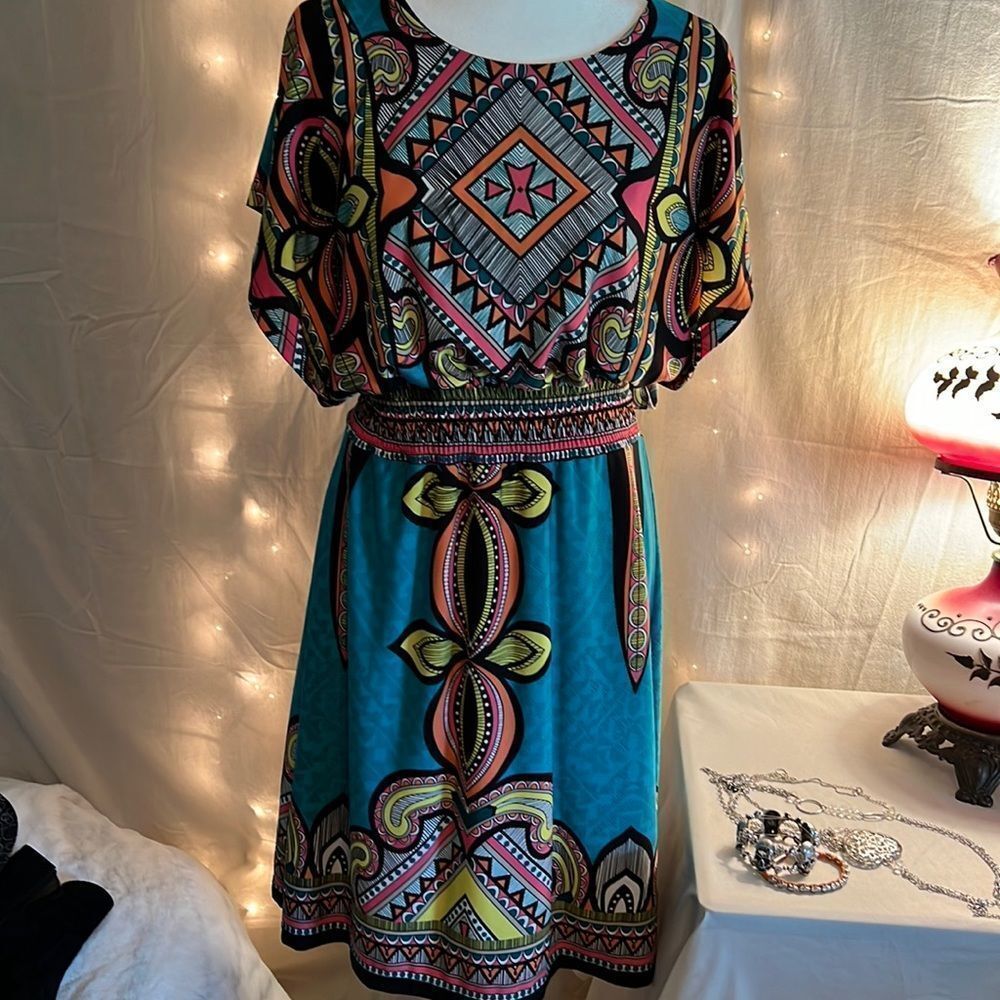Calesar  color pop dress